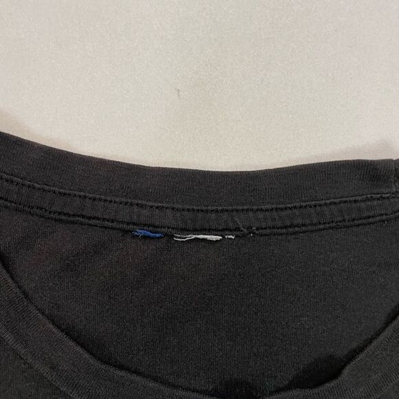 H&M Nirvana Nevermind Graphic T-shirt Men Small Black Short Sleeve Music - Picture 4 of 5